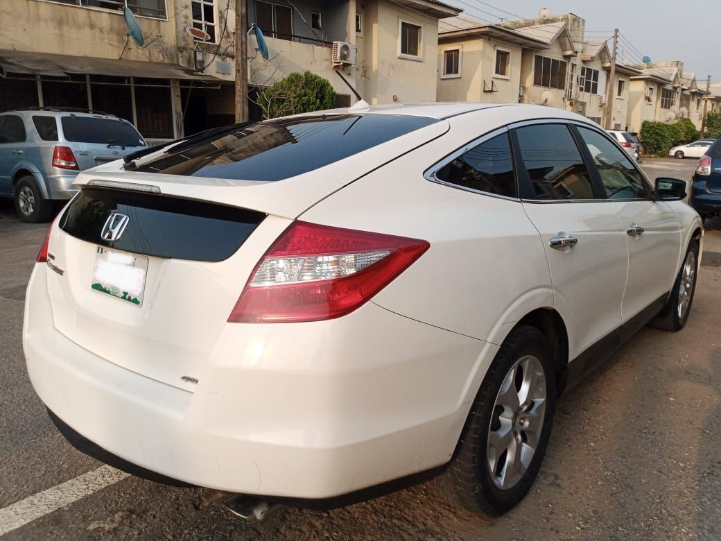XQST Car Rentals